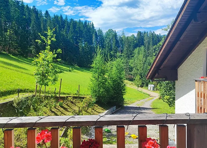 بيت ضيافة Bischofsberg - Laerchen-wellness 3*